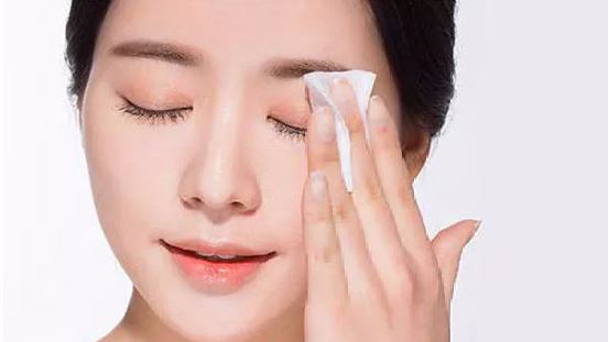 光泽苔藓有治好的嘛_光泽什么时候有动车_健康有光泽化妆视频